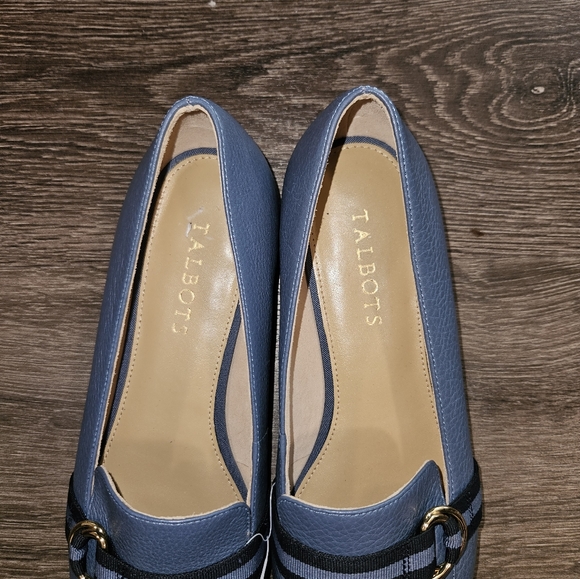 Talbots womens leatherblue slip-on flats size 8.5 - Picture 2 of 4